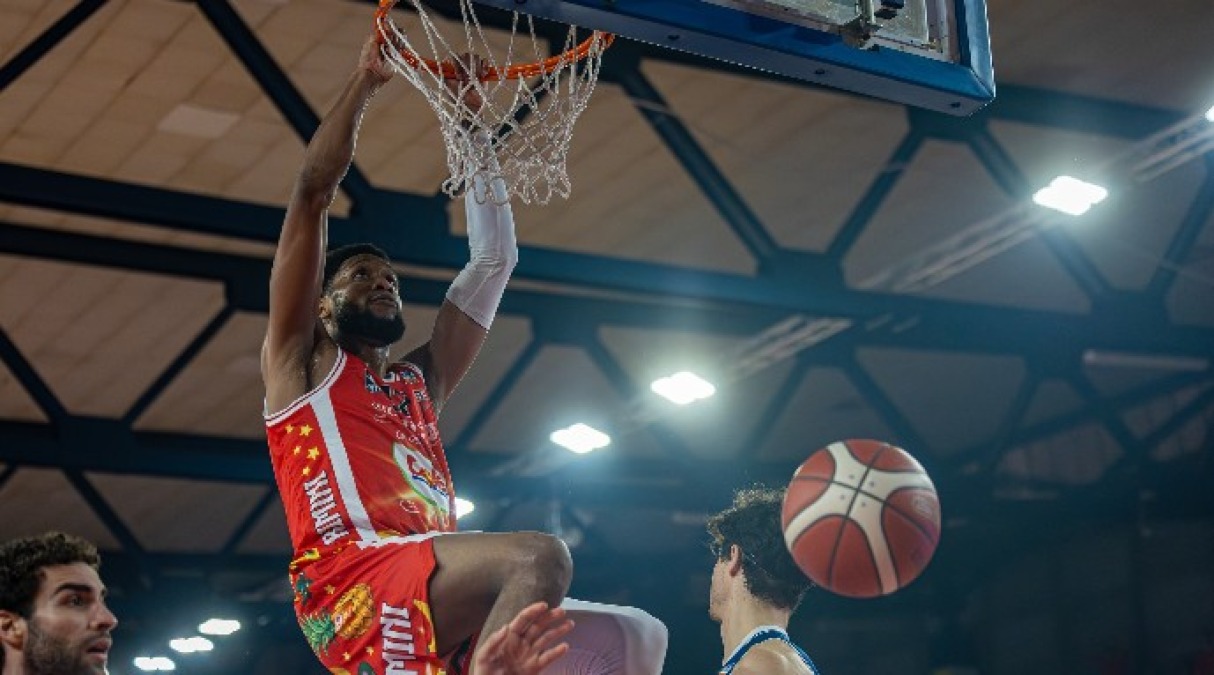 Basket A2: Dole, stagione finita per Ogden. Il club va sul mercato - Mark Ogden