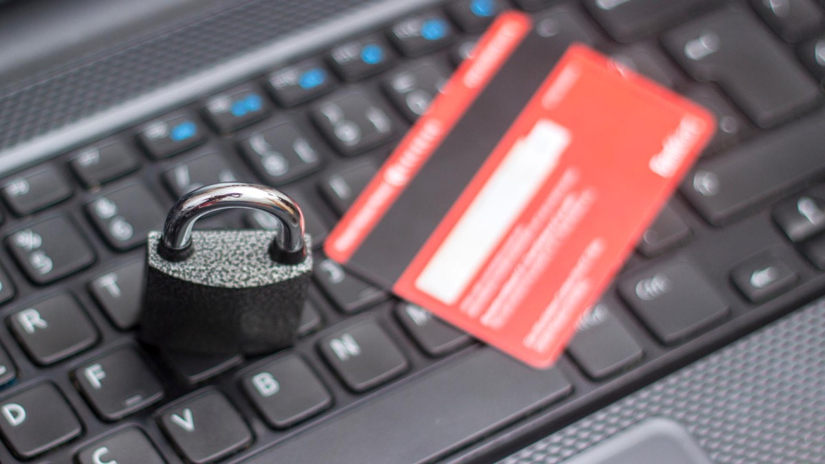 Occhi aperti contro le truffe digitali: convegno gratuito a Rimini  - 