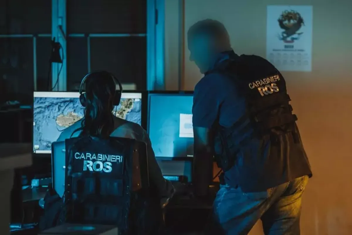 Progettava una strage a scuola: arrestato 17enne tra Perugia e Pescara - 