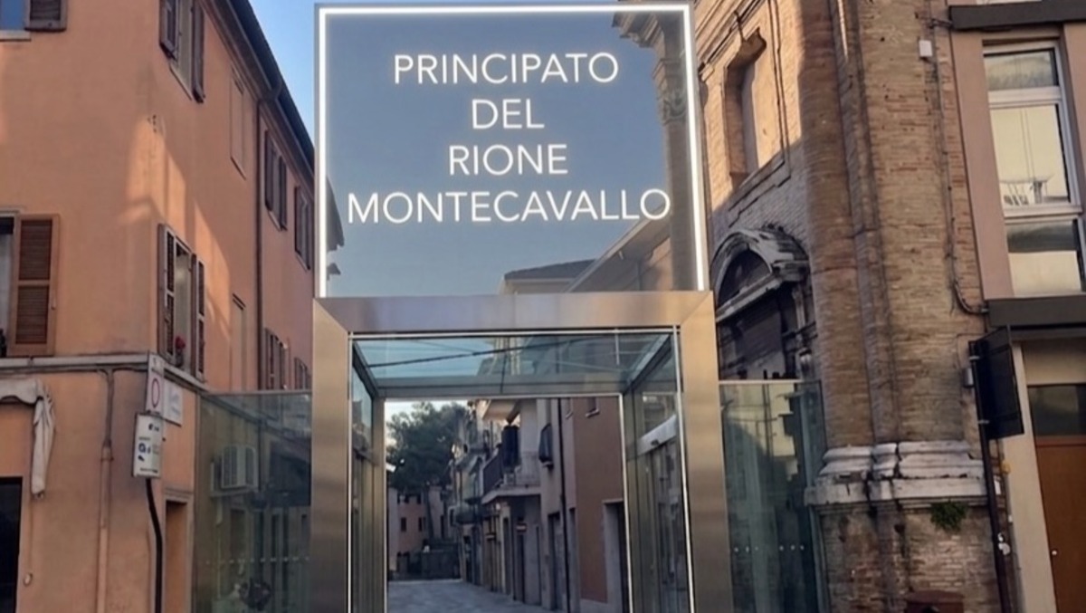 Rimini, il rione Montecavallo si fa...Principato: ma è un Pesce d'Aprile in anticipo - 
