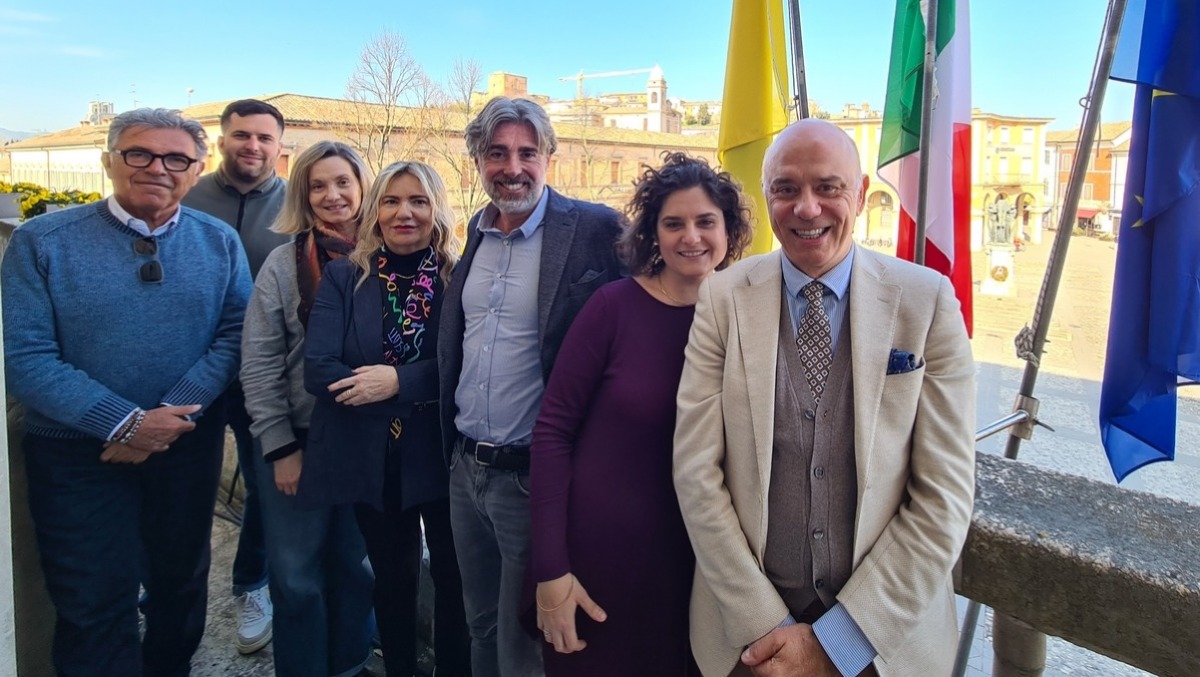 Valorizzare il centro commerciale naturale di Santarcangelo: in 200 dicono sì all'hub urbano - 