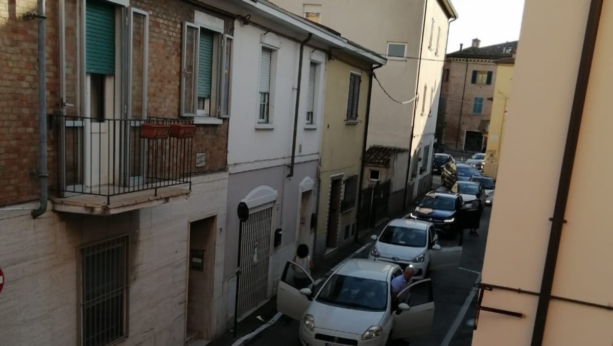 "Rione Clodio non può più aspettare": Angelini chiede la chiusura al traffico di attraversamento - Via Ducale, Rimini