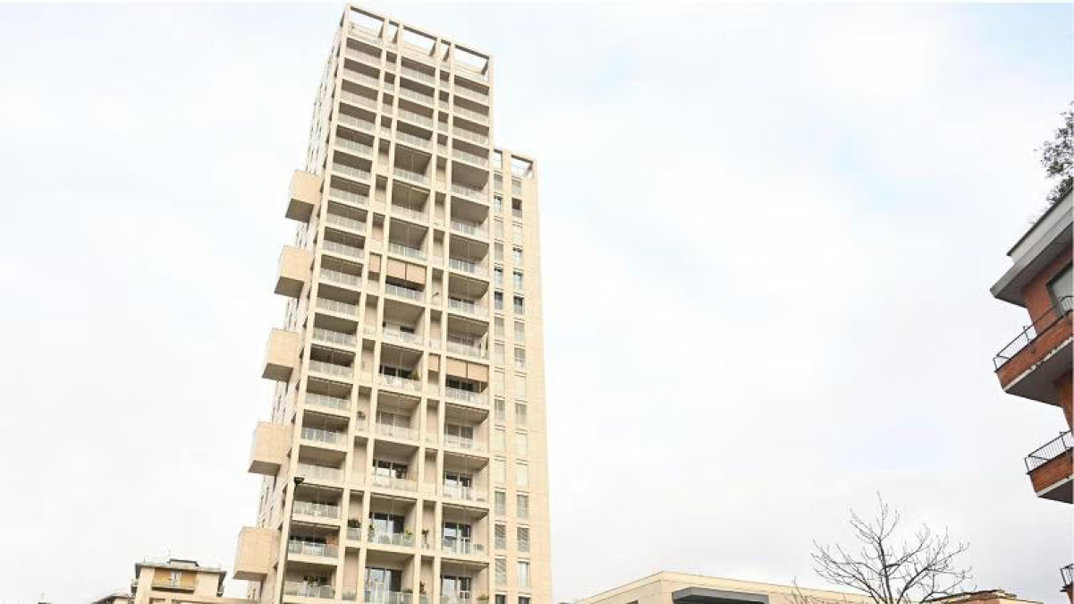 Torre Milano, la Procura chiede otto condanne e la confisca del grattacielo - La Torre Milano, via Stresa, Milano© Rai