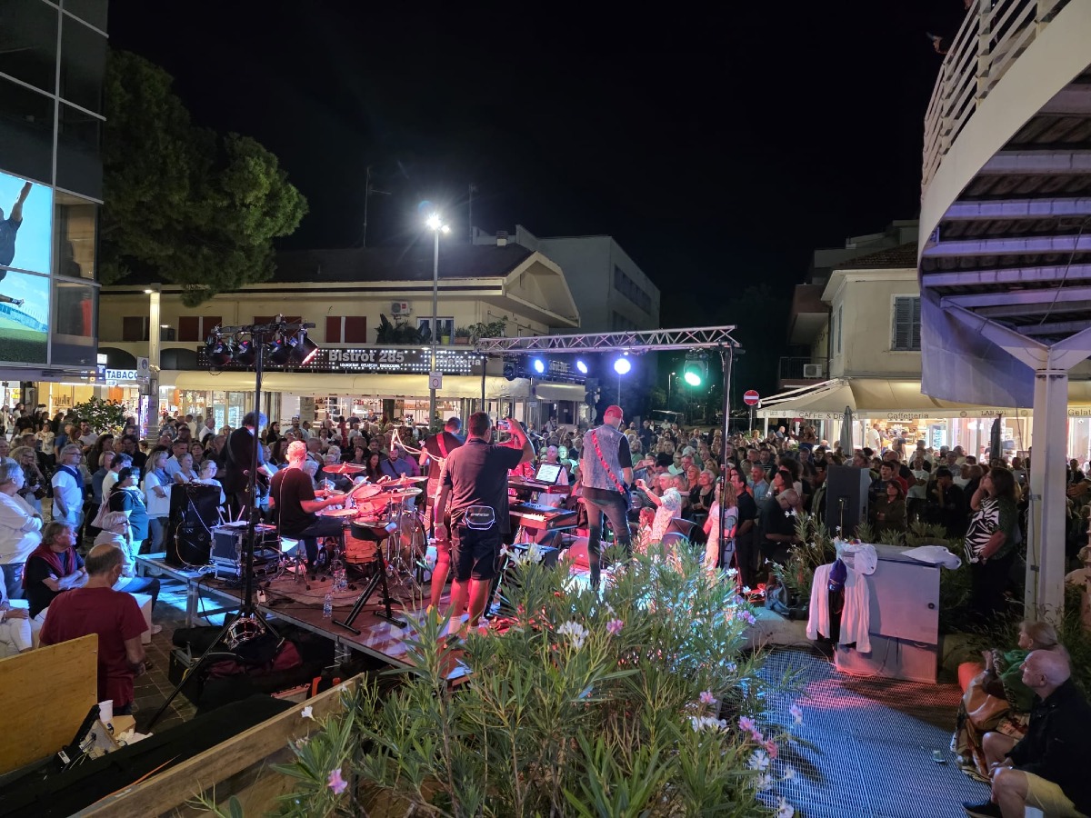 Riccione Alba si accende: al via il cartellone primavera-estate - 