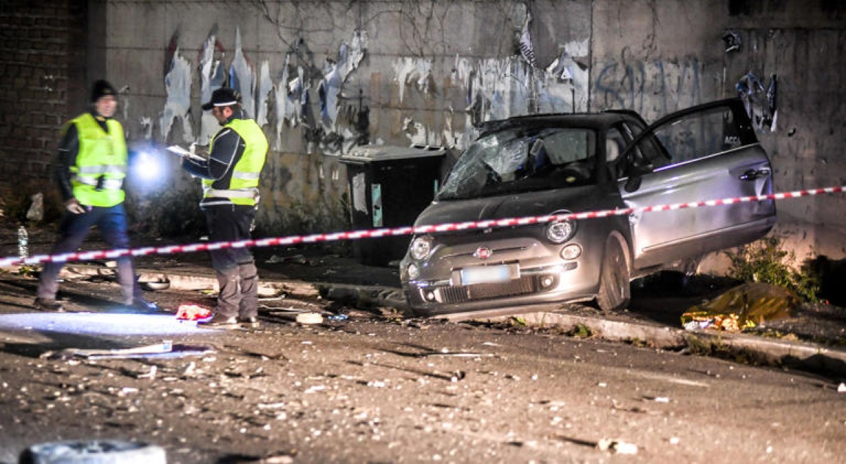 Tragedia sulla Tuscolana: muore a 16 anni mentre va dagli amici - © Ansa