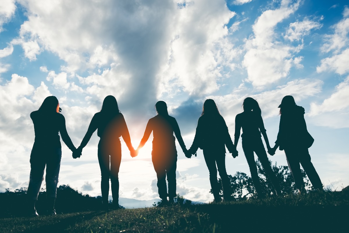 Iran, l’appello alla gioventù: “Formate catene umane attorno alle centrali elettriche” - 