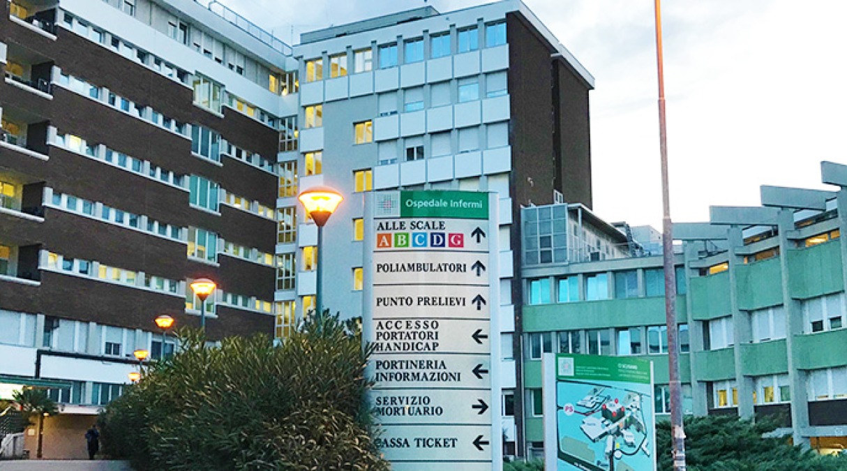 Risucchiato nella spa: 12enne ancora gravissimo - Ospedale di Rimini