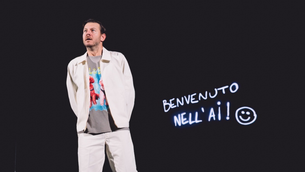 A San Marino c'è Cattelan: il poliedrico showman è di scena al Teatro Nuovo - 