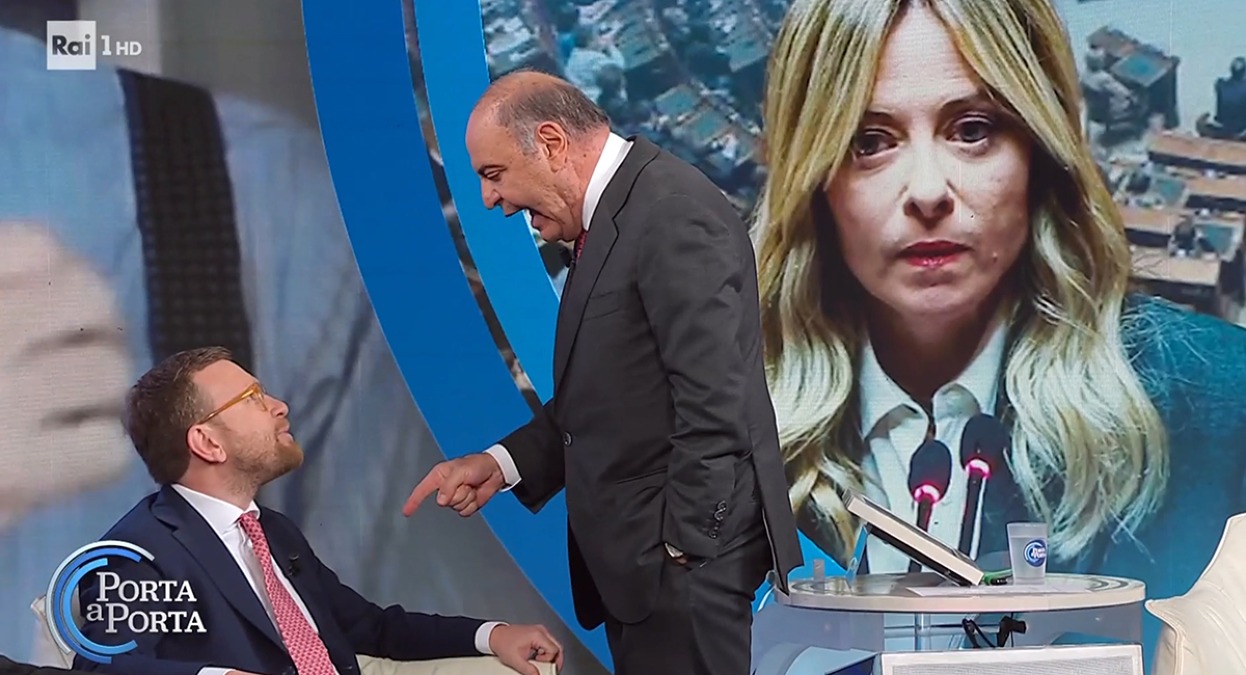 Vespa fuori controllo a Porta a Porta: il durissimo faccia a faccia con Provenzano - Un fermo immagine della trasmissione © Rai