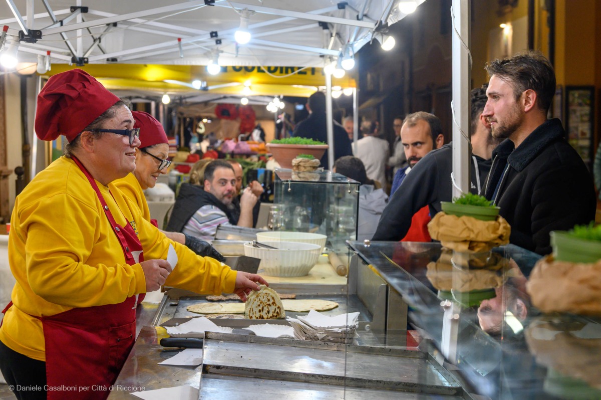 Riccione Paese si anima tra sapori, musica e tradizione: rosole e erbe spontanee protagoniste  - 