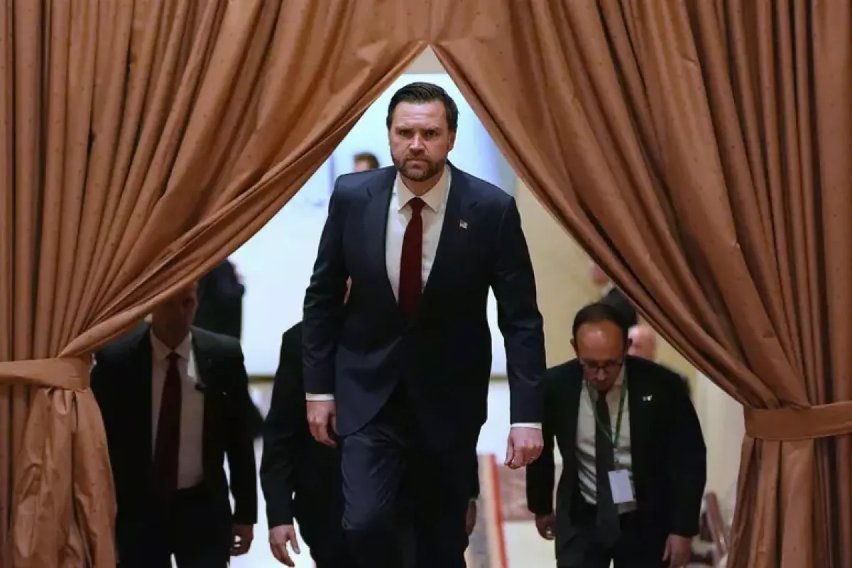 Negoziati Usa Iran falliti, tensione nel Golfo: Vance lascia il Pakistan - © Ansa