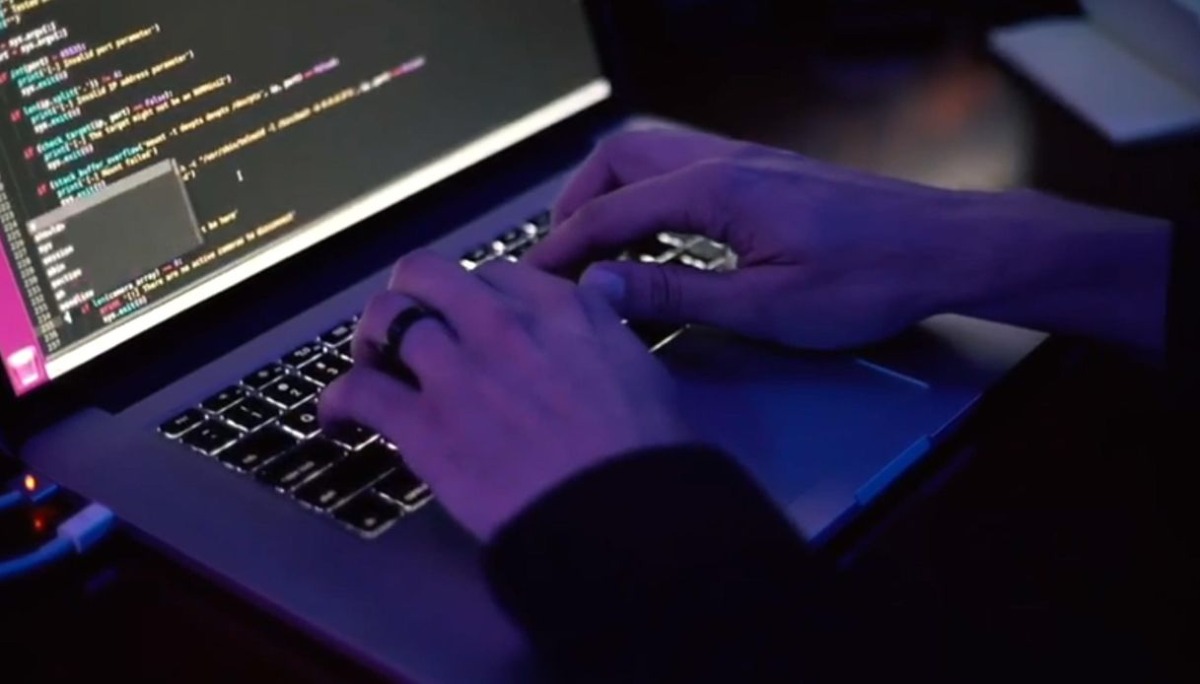 Riccione: workshop su come difendersi dalle truffe online - 