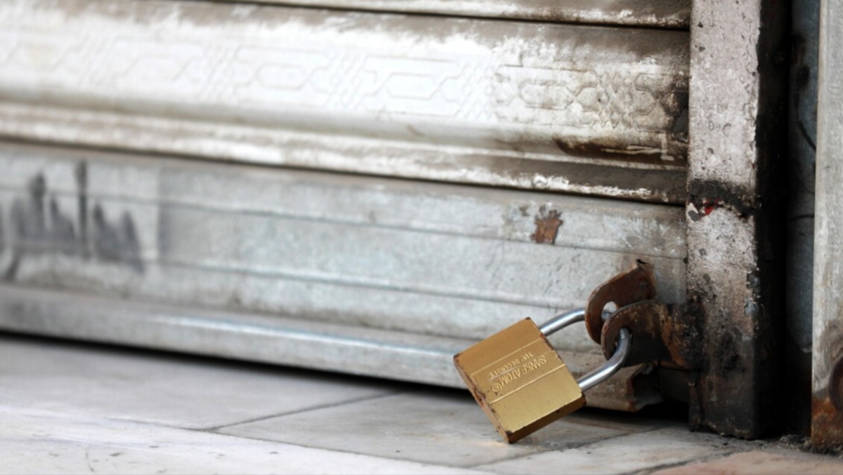 Commercio riminese in ginocchio: 2025 ancora in rosso - foto Ansa