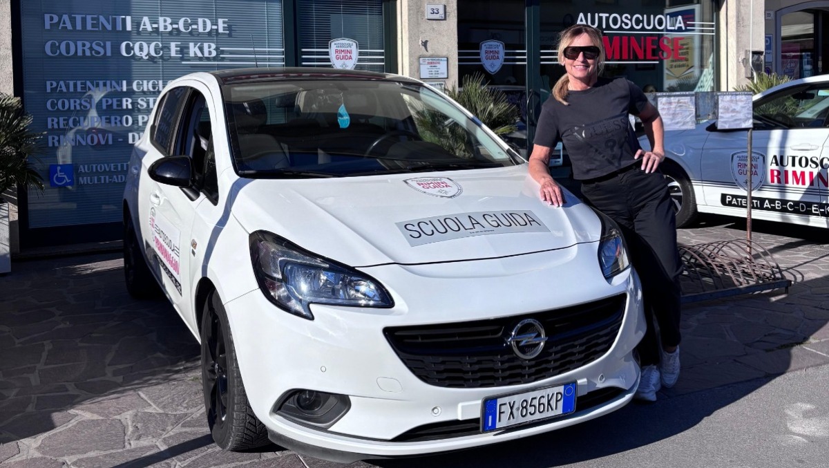 Patente per tutti: autoscuole del Riminese si dotano di un mezzo speciale per la guida - Laura Baldacci