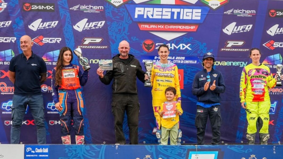 Motocross, la riminese Asia Macini trionfa e dedica la vittoria al padre - 