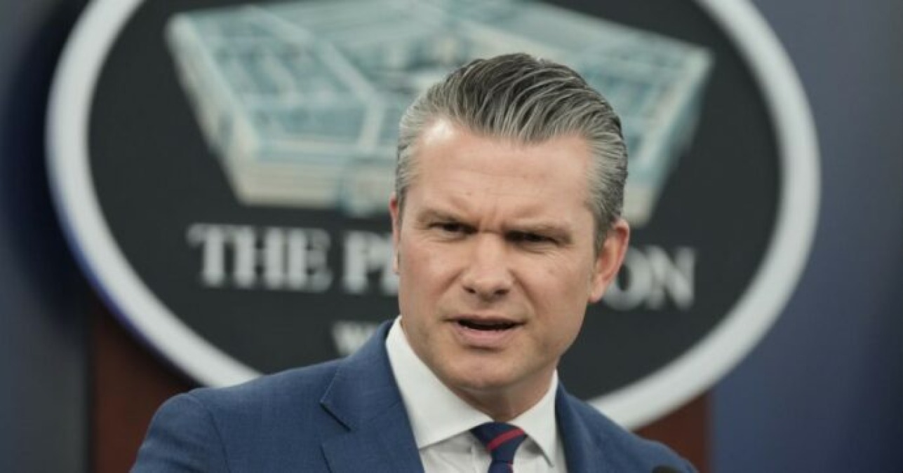 Hegseth nel mirino, i democratici avviano la richiesta di impeachment - 