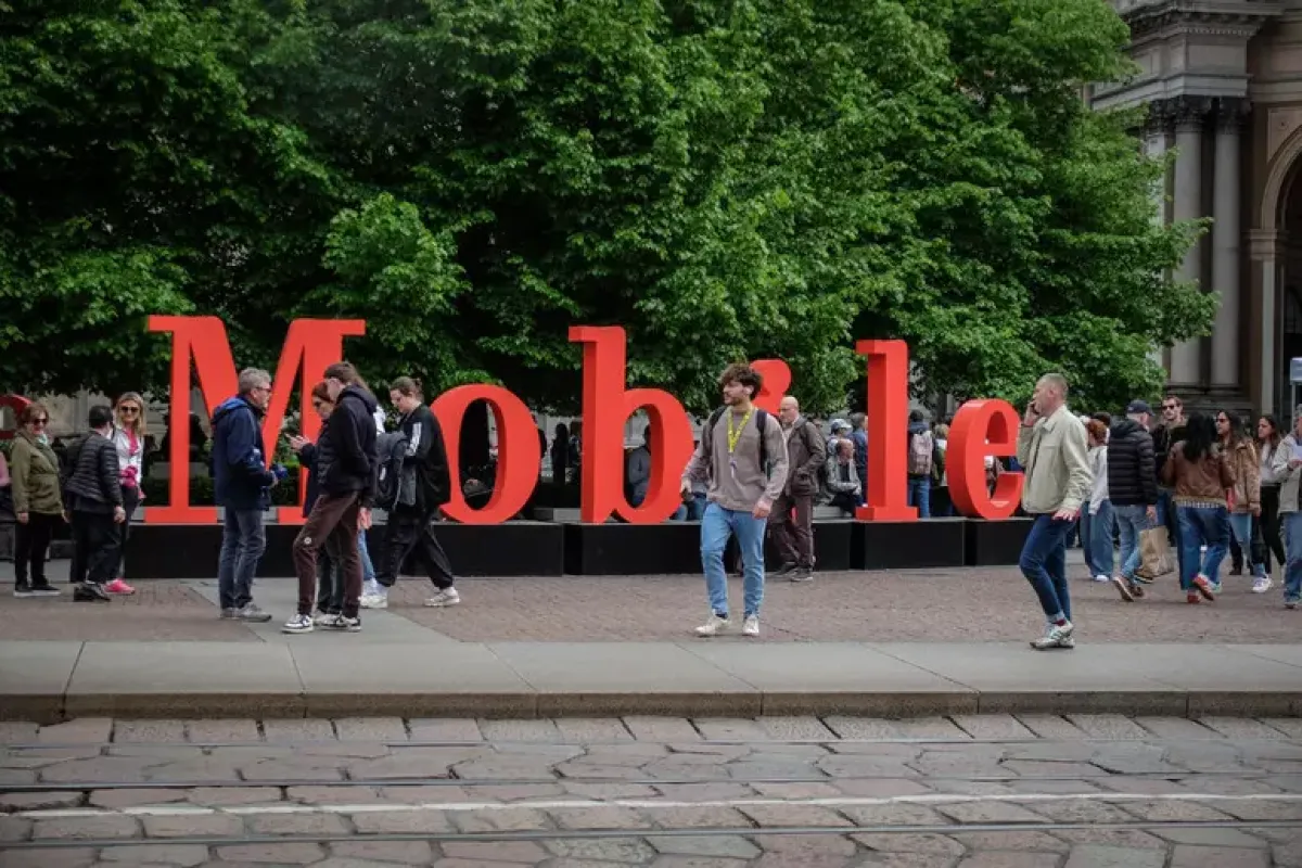 Milano, boom di turisti per il Salone del Mobile - © Ansa