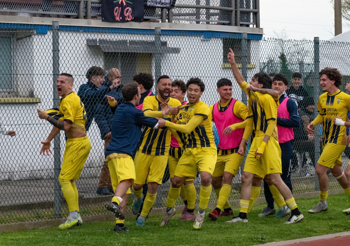 Lombardi al 95': la Savignanese vince ed è la nuova capolista con una gara in più - PH Roberto Magnani
