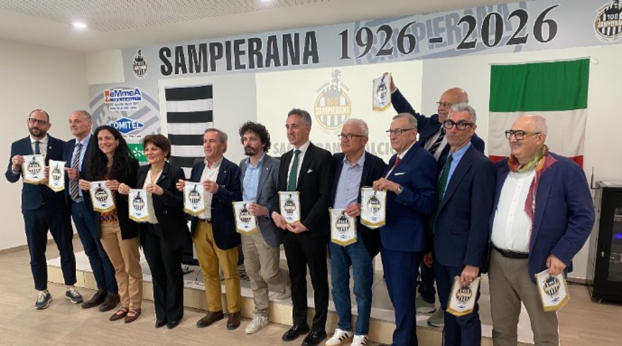 Calcio, Sampierana e i 100 anni: un successo il convegno sui giovani e la violenza - I relatori con gli organizzatori