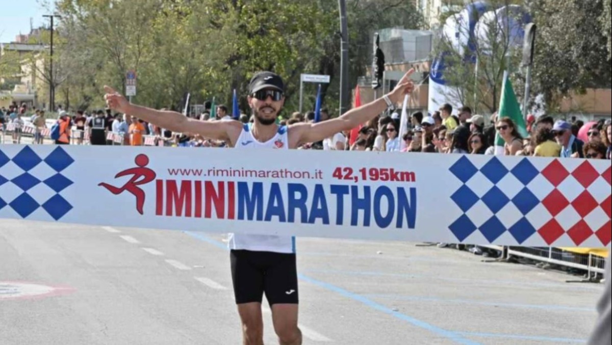 Il romagnolo El Haissoufi domina la Ten Miles della Rimini Marathon - Ismail El Haissoufi