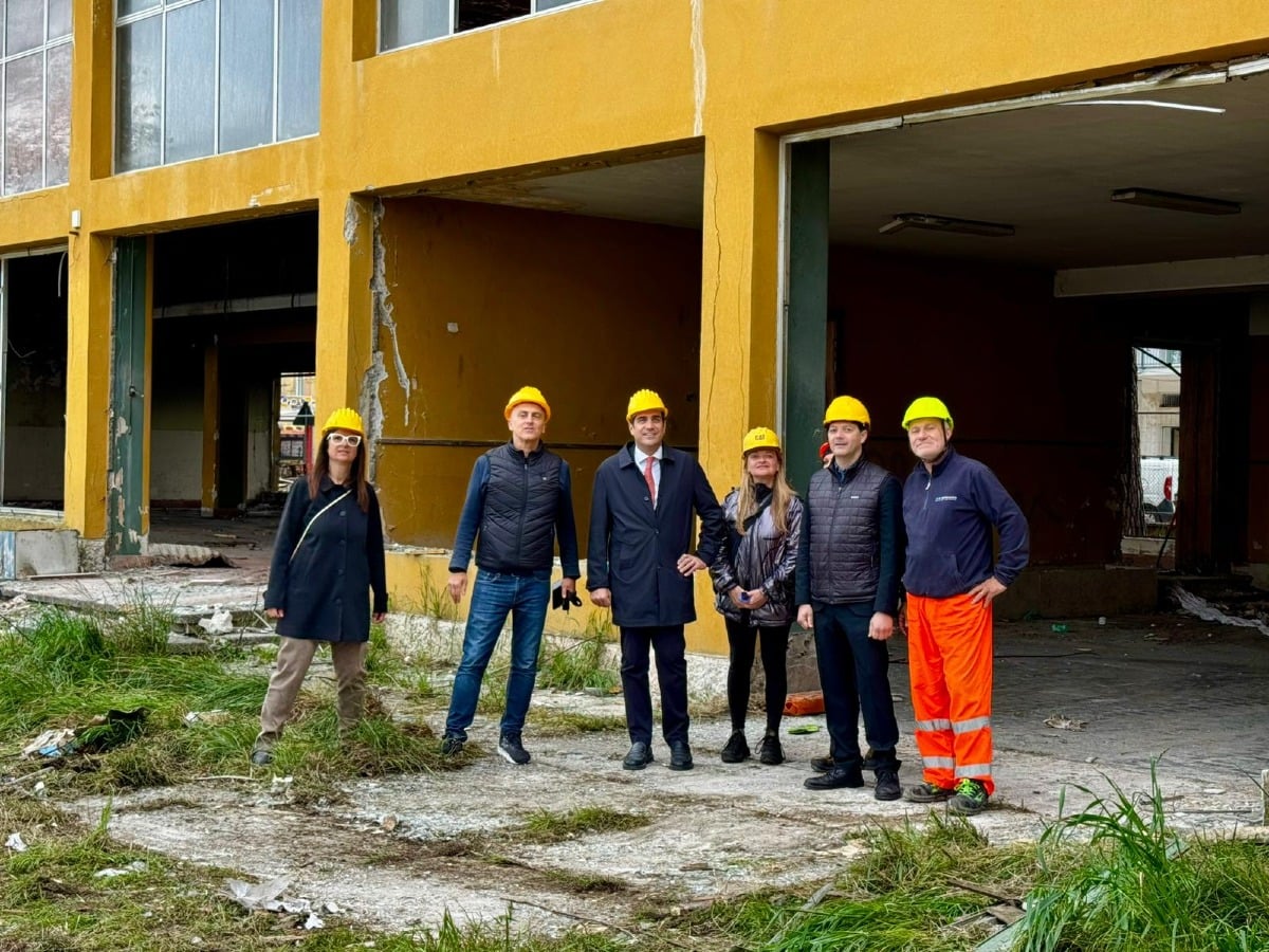 Addio degrado, ex colonia Enel di Rimini diventerà una piazza verde sul mare