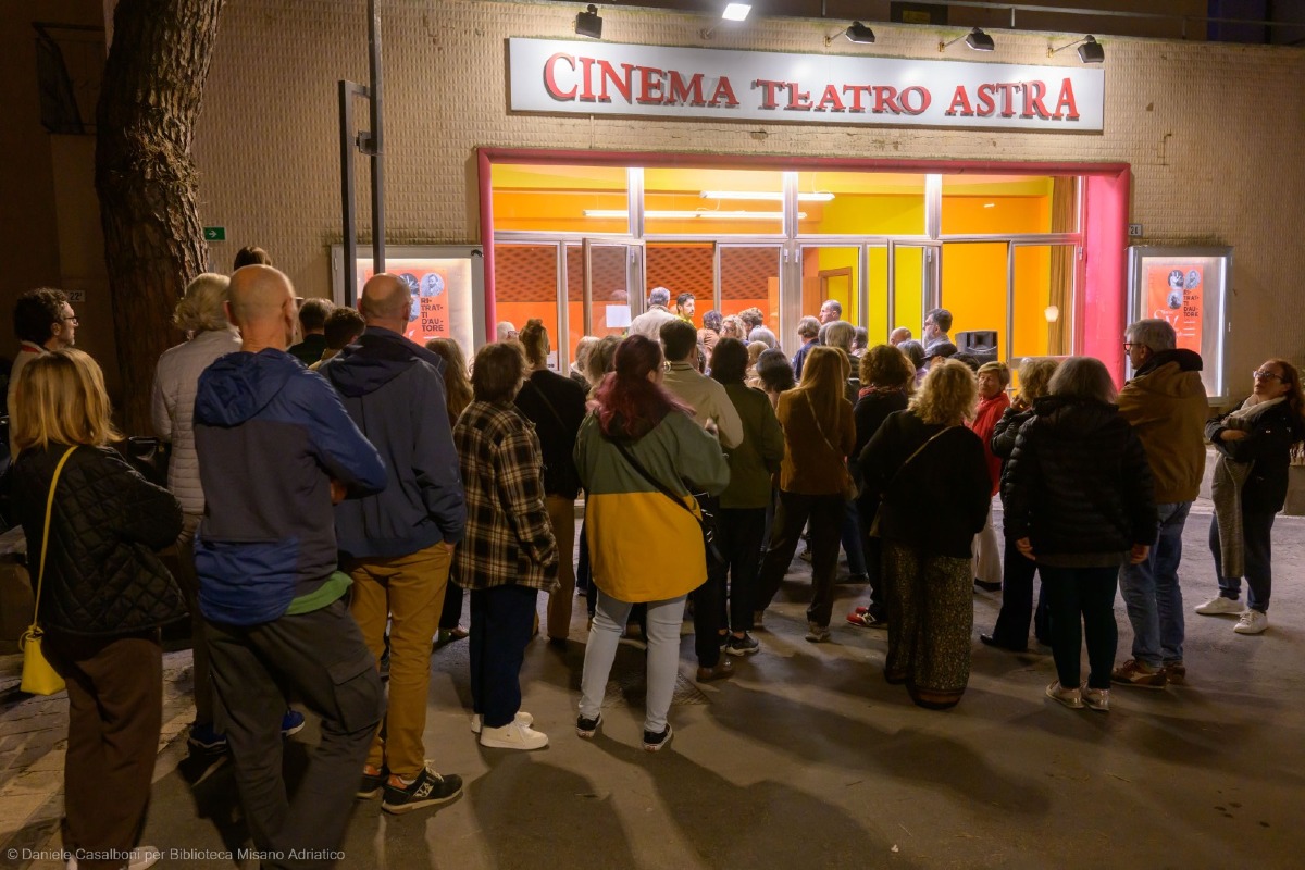 Odifreddi chiude Ritratti d'Autore 2026: il suo omaggio ad Albert Einstein - 