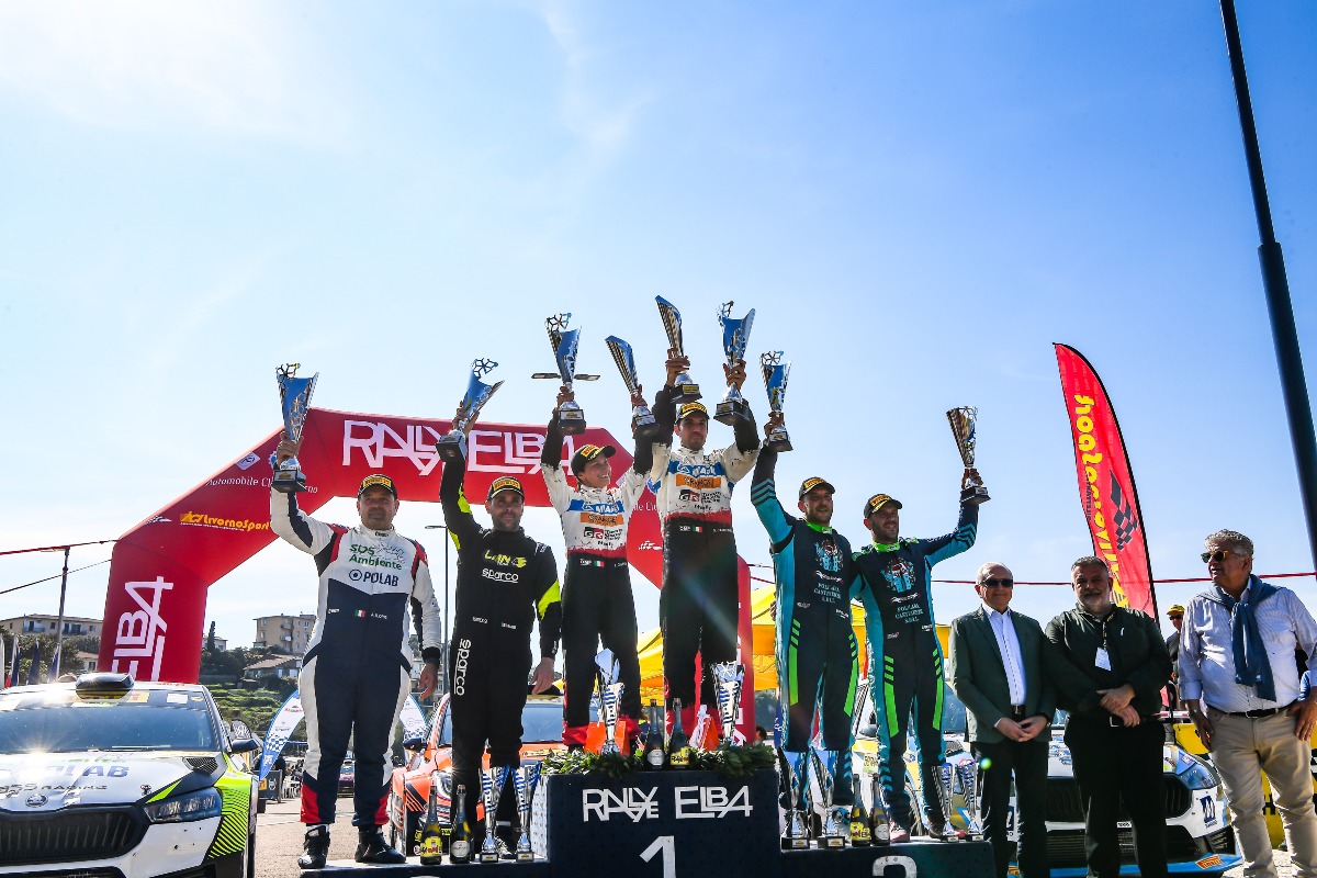 <  Simone Campedelli e Tania Canton dominano il Rallye Elba - PHOTO ACTION