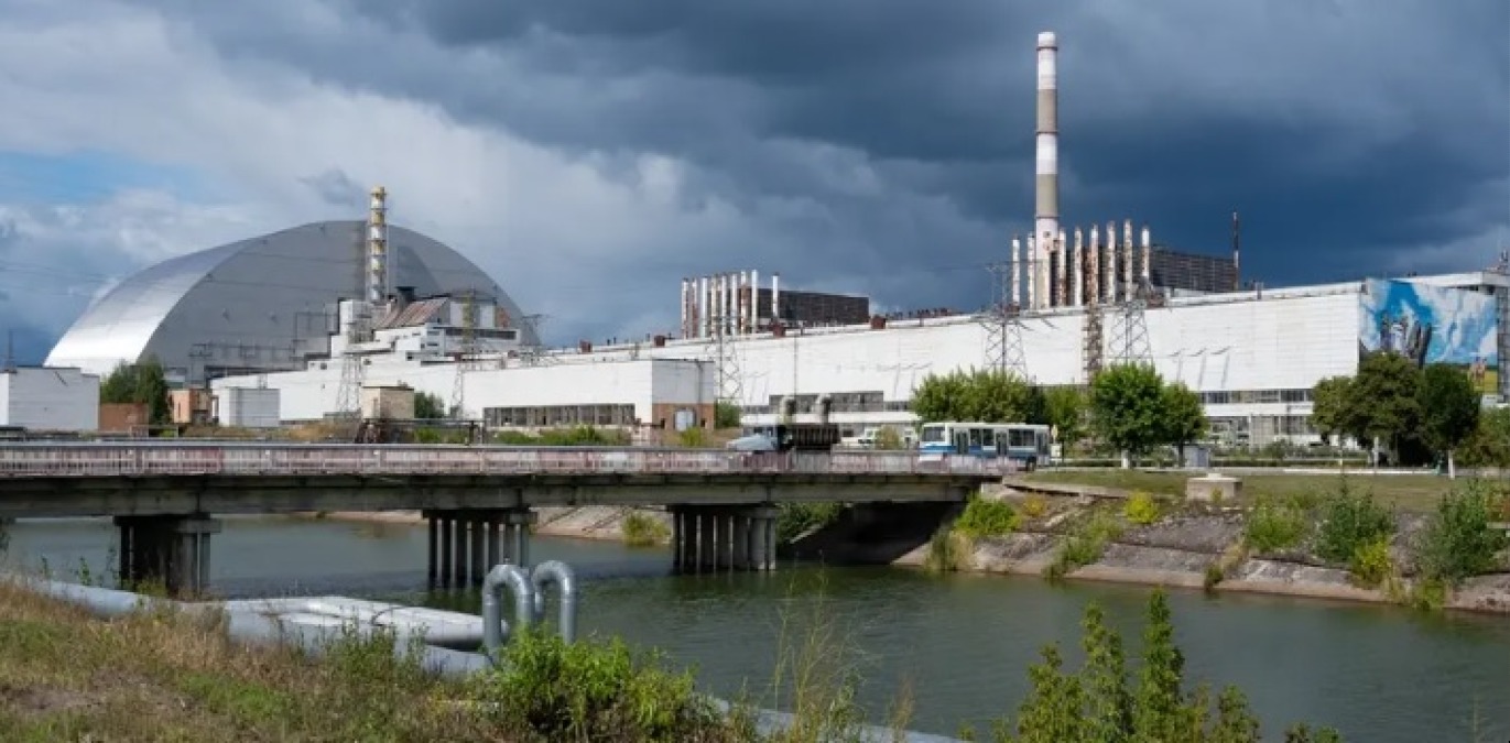 Chernobyl, Zelensky accusa Mosca: “Terrorismo nucleare a 40 anni dal disastro” - 