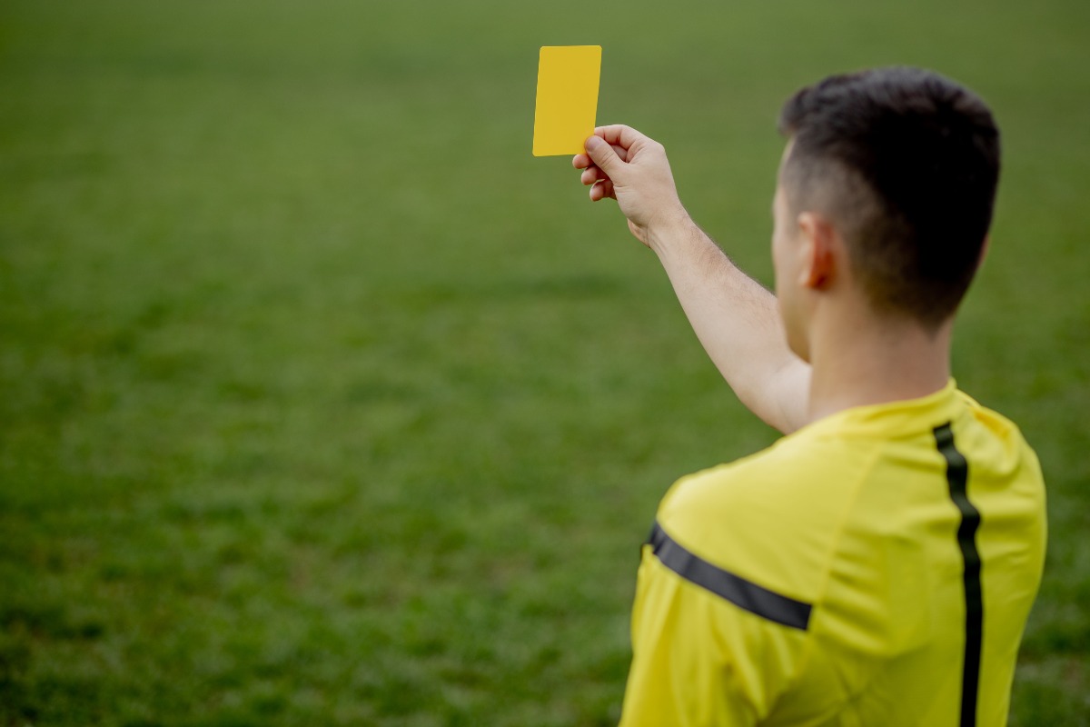 Bufera sugli arbitri: scontro tra Lega e Serie A sul futuro della FIGC - 
