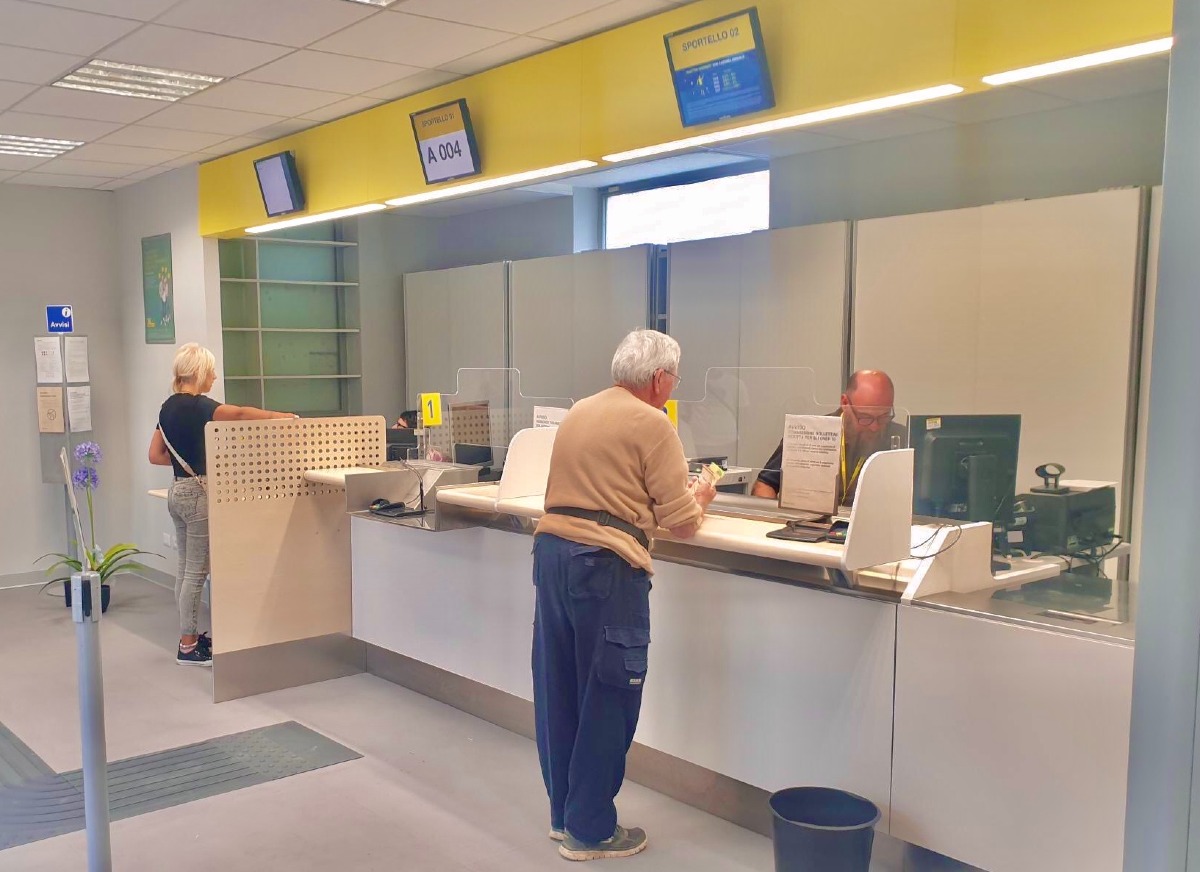 Poste Italiane: da sabato 2 maggio disponibili le pensioni negli uffici postali - 