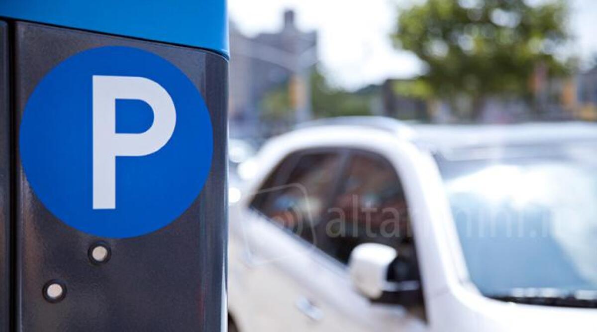 Lite per il parcheggio a San Marino: donna colpisce automobilista con un pugno - Parcheggio REPERTORIO