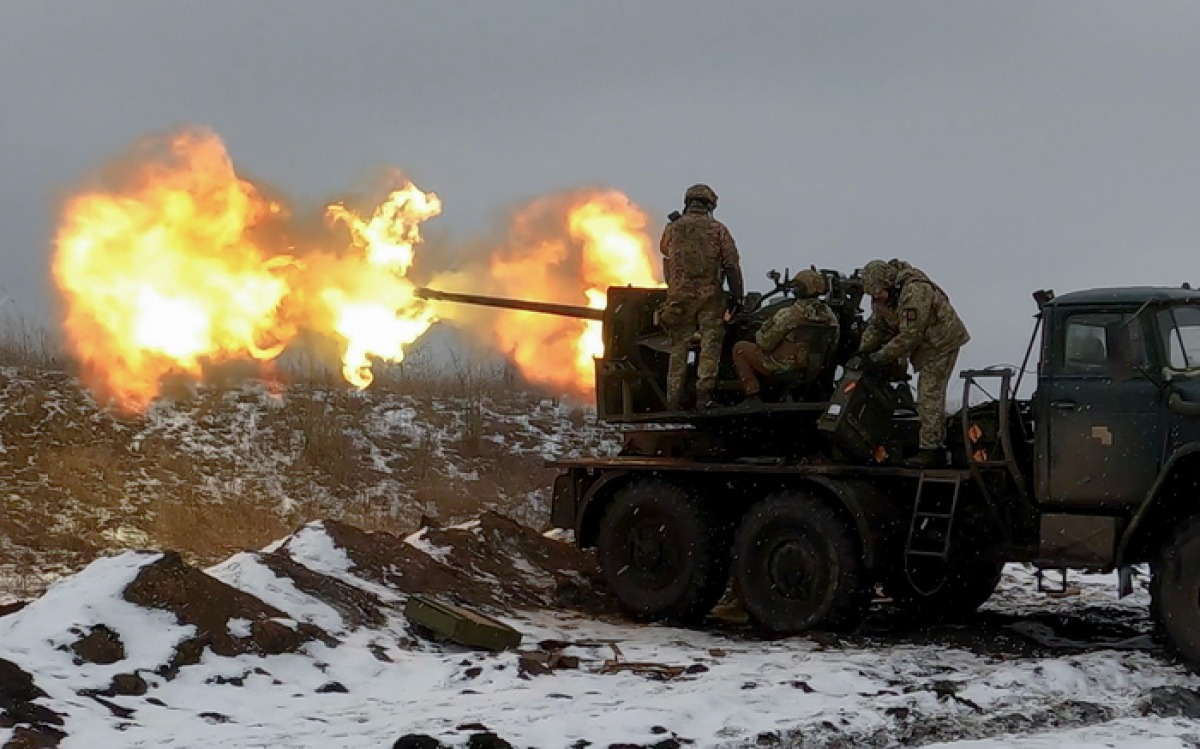 Tregua violata, accuse incrociate tra Kiev e Mosca - © Ansa