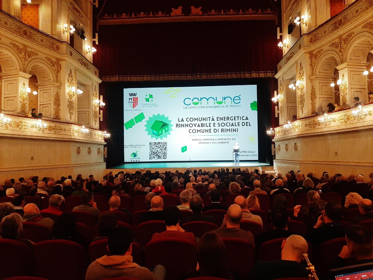 Rimini avvia la prima Comunità Energetica Rinnovabile e Sociale: parte il progetto da 1,75 MW - 