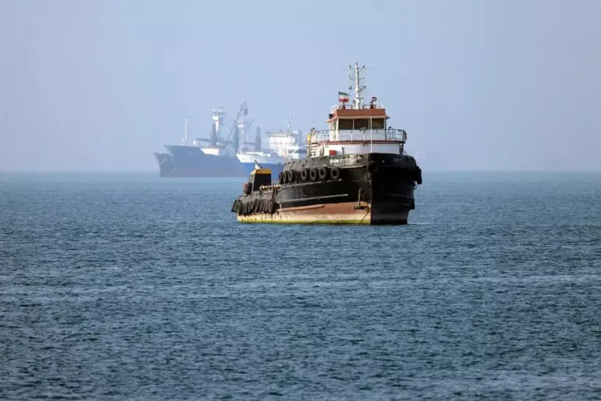 Nave francese colpita nello Stretto di Hormuz: feriti tra l’equipaggio - 