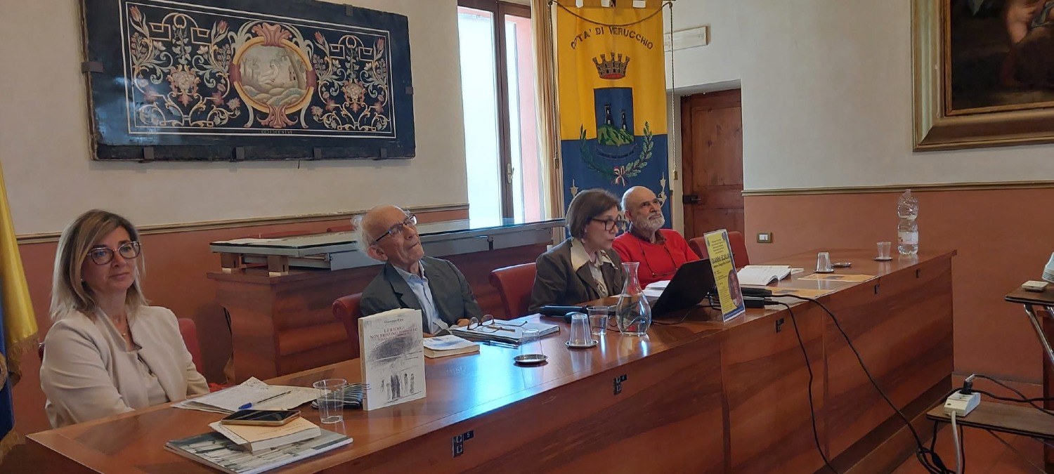 Verucchio: presentati gli interventi sul fondo Gianni Scalia tra memoria, studio e digitalizzazione - 