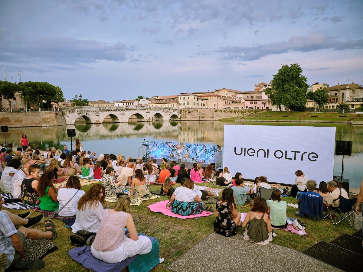 “Biglietti agli amici” torna a Rimini: tre serate di cultura e incontri in Piazza sull’Acqua - 