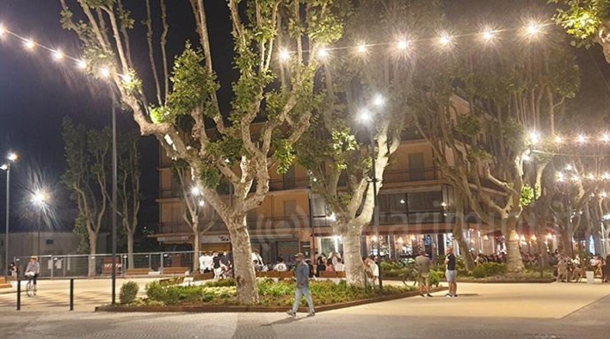 Bellaria Igea Marina, torna la “Golden Walk”: sfilata di moda nel cuore della città - 