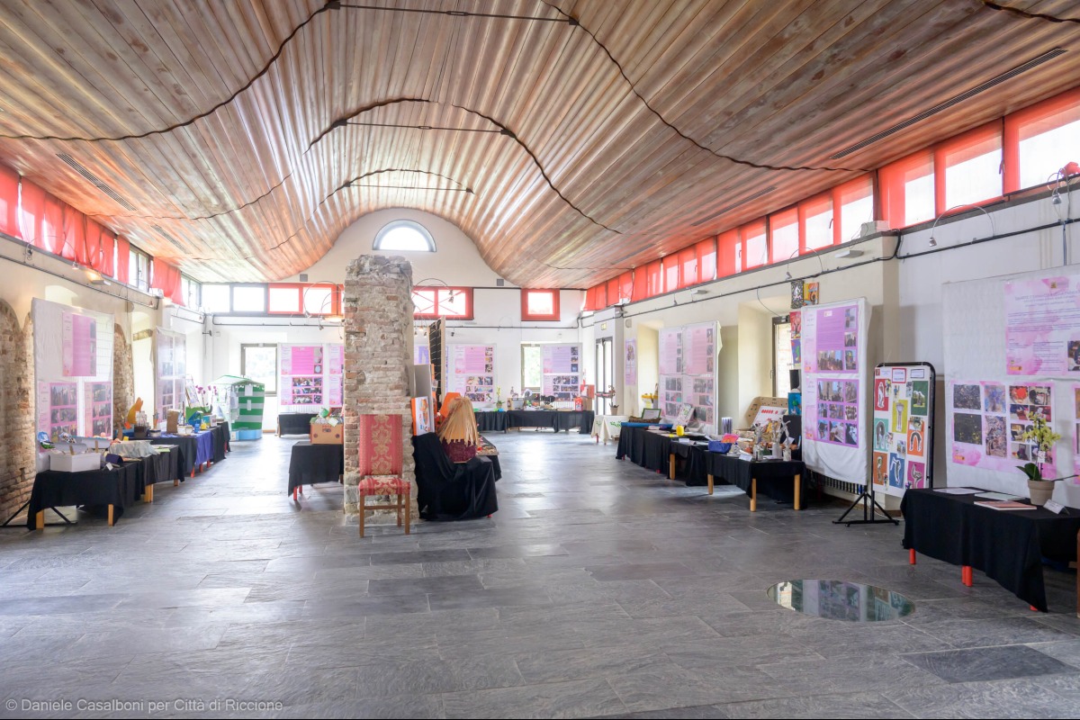 Riccione, al Castello degli Agolanti la rassegna “Fuori classe” con scuole e laboratori creativi - Ph Casalboni