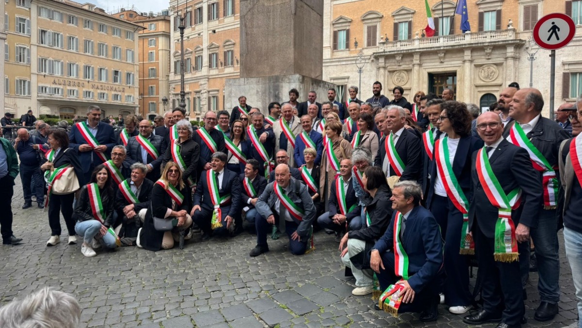Declassamento dei comuni montani, protesta a Roma: i sindaci contro la norma Calderoli - 