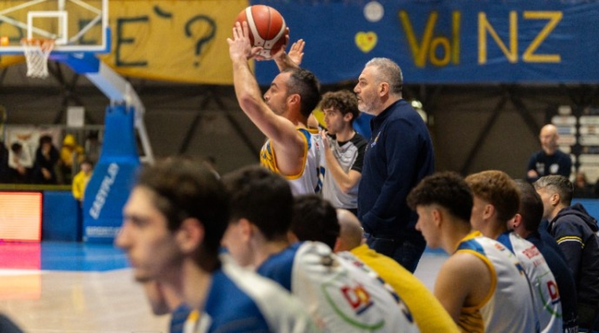 Basket C, hurrà Angels: battuto in gara2 il Fossombrone (69-53) - Eugenio Rivali