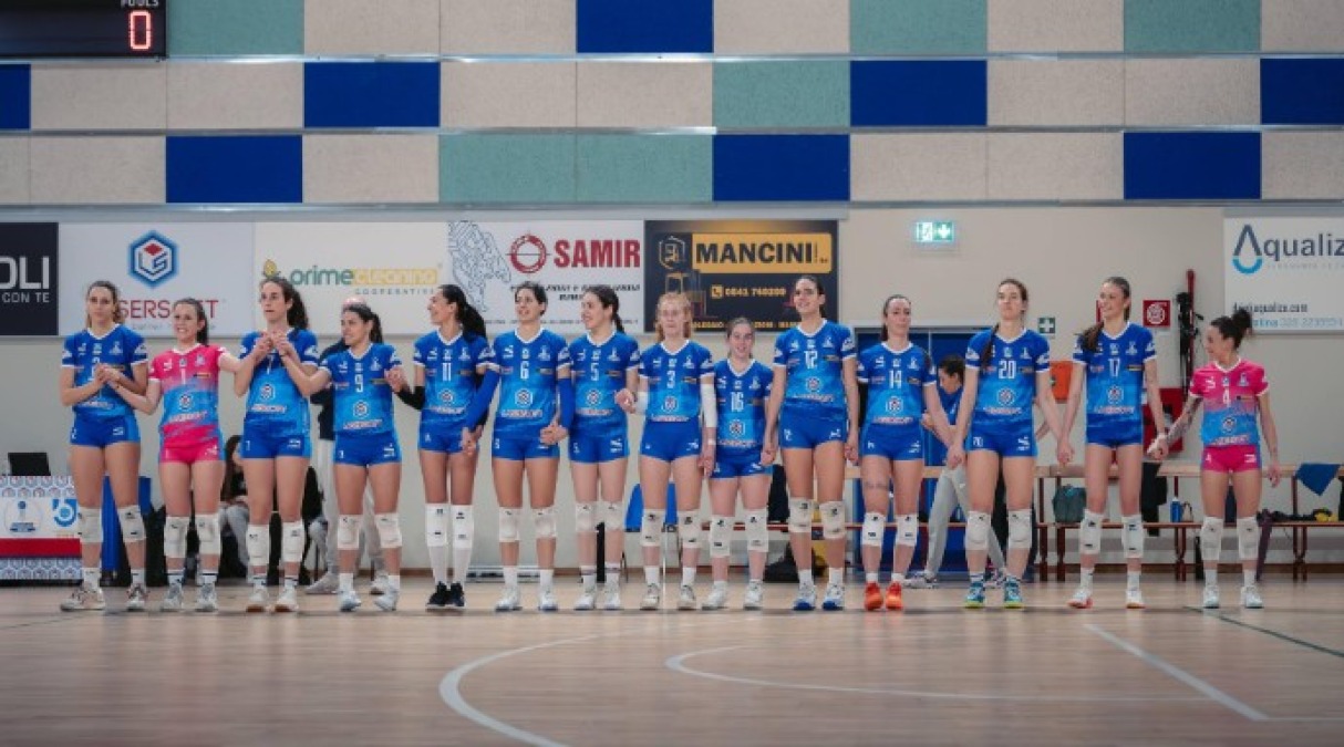 Volley B1 femminile, Lasersoft ai playout, sabato gara1 - La Lasersoft