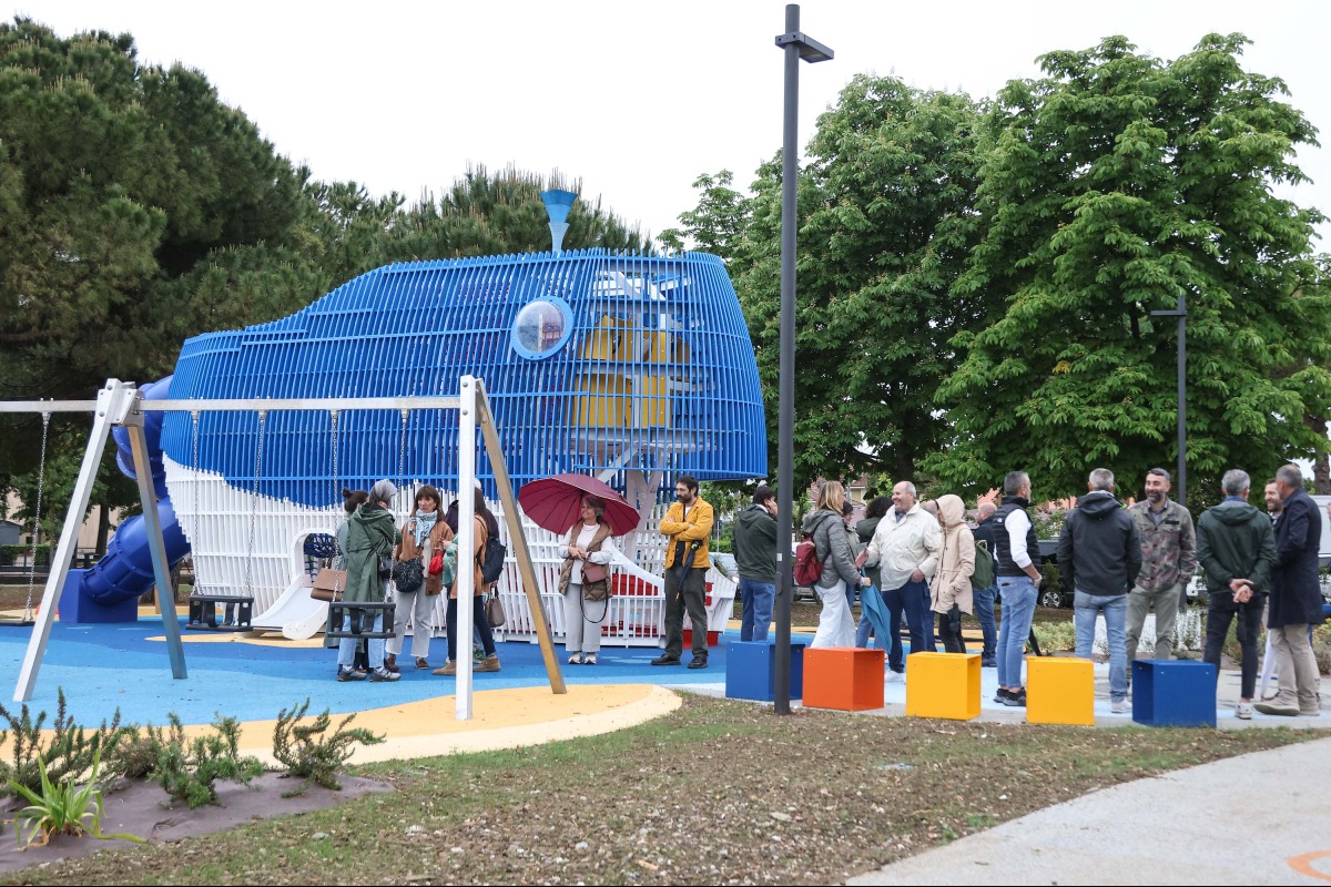 Rimini, inaugurato il parco inclusivo don Tonino Bello: sport, giochi e verde accanto alla nuova piscina comunale - 