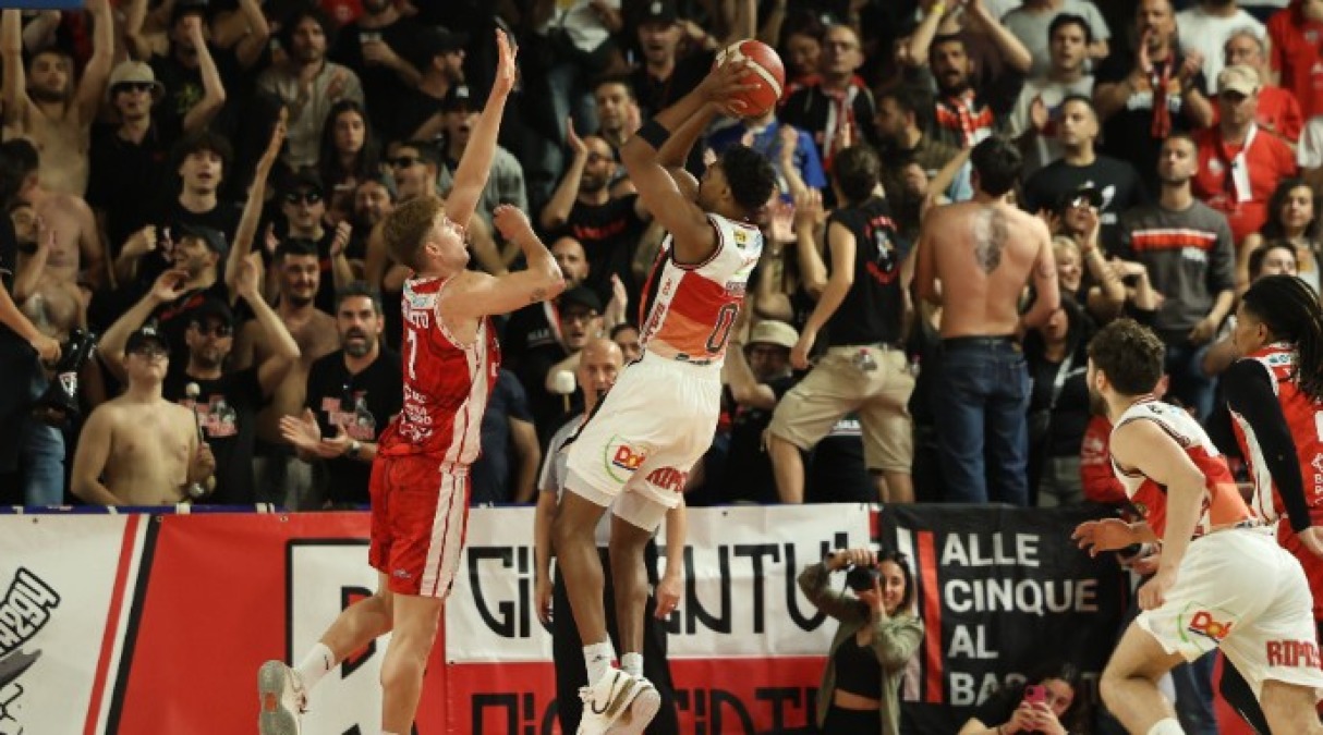 Basket A2, Dole ko in gara 4 (94-96): si va alla bella - Un attacco Dole