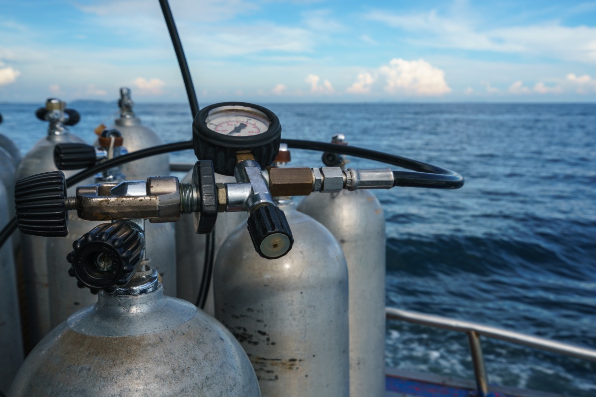 Tragedia alle Maldive, riprendono le operazioni per il recupero dei quattro sub italiani - 