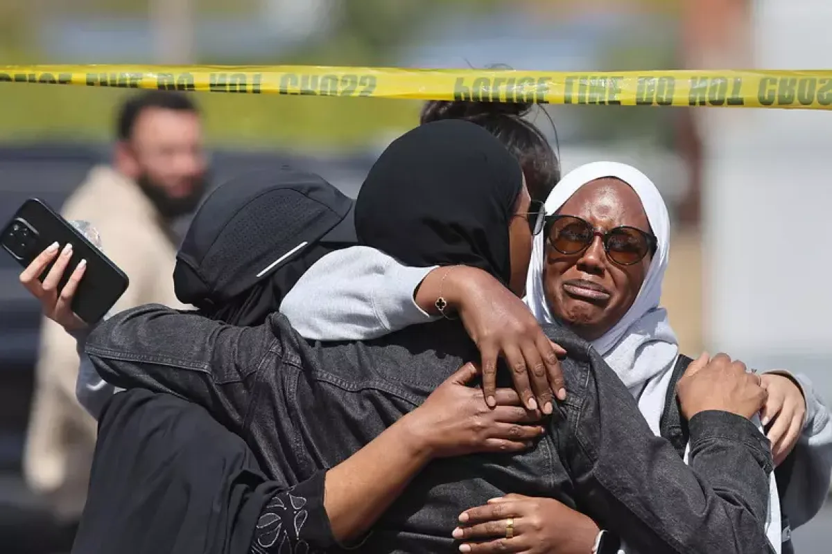 Strage alla moschea di San Diego: tre morti, uccisi anche i due giovani assalitori - © Ansa
