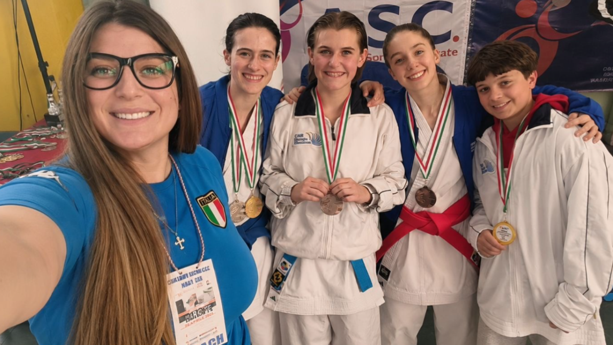 Pioggia di medaglie per il Centro Karate Riccione tra Misano e Parma - 