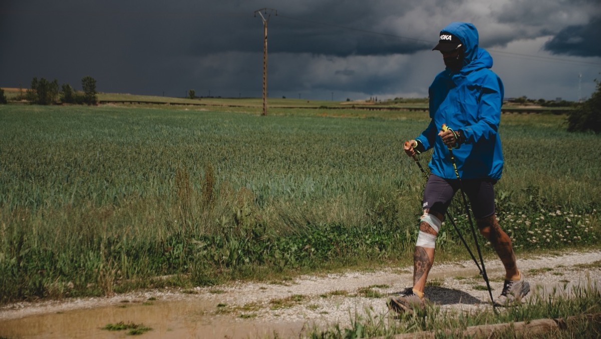  Marco Zanni, da talento dell’atletica alla caduta nella droga: 779 km a piedi e in bici per celebrare la rinascita - Marco Zanni