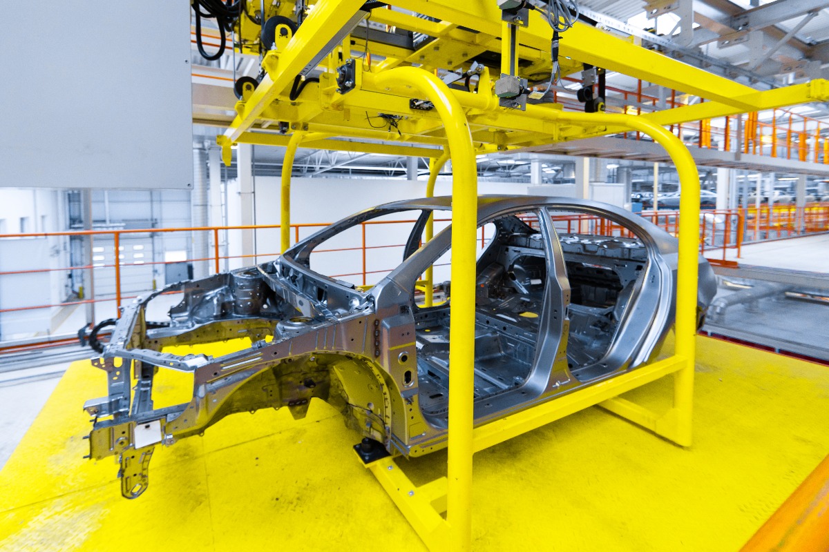 Stellantis e Jaguar Land Rover valutano sinergie negli Usa - 