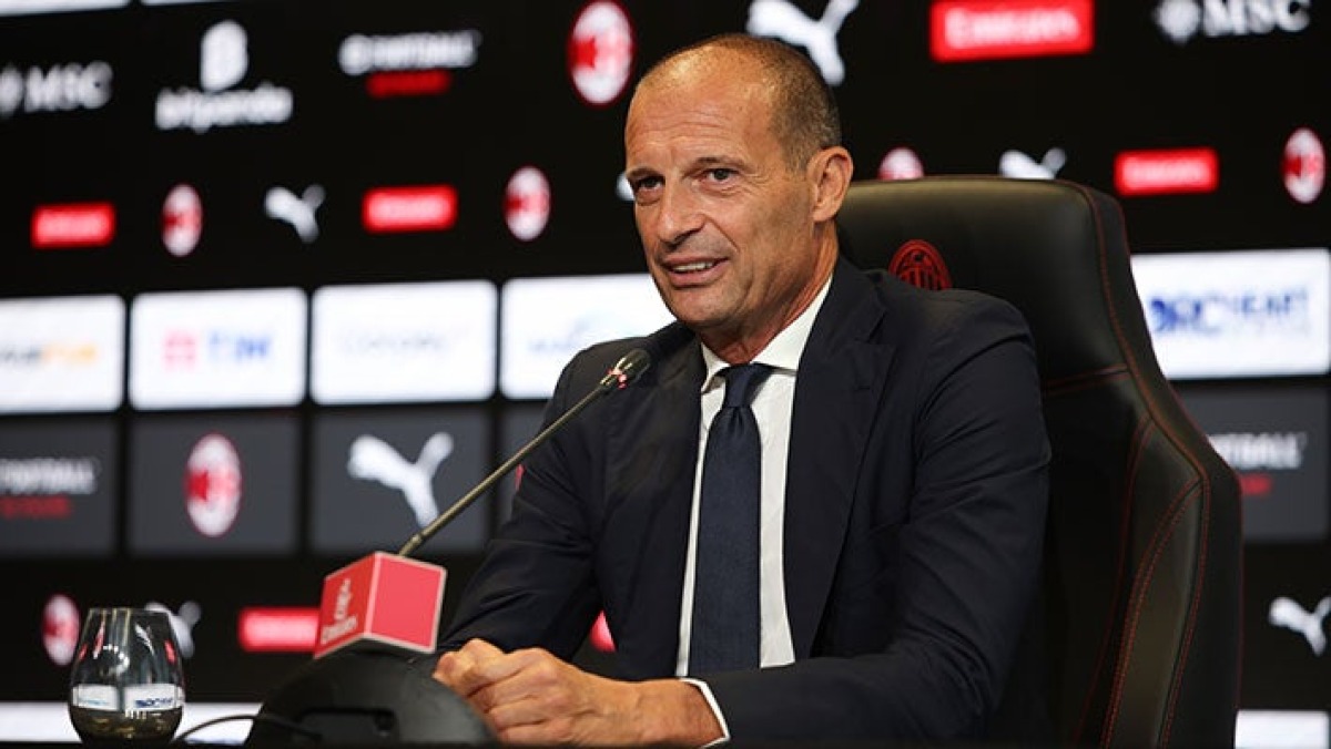 Da Allegri a Sarri, la Serie A è agli sgoccioli, ma già impazza il toto-allenatori - Allegri PH AC MILAN