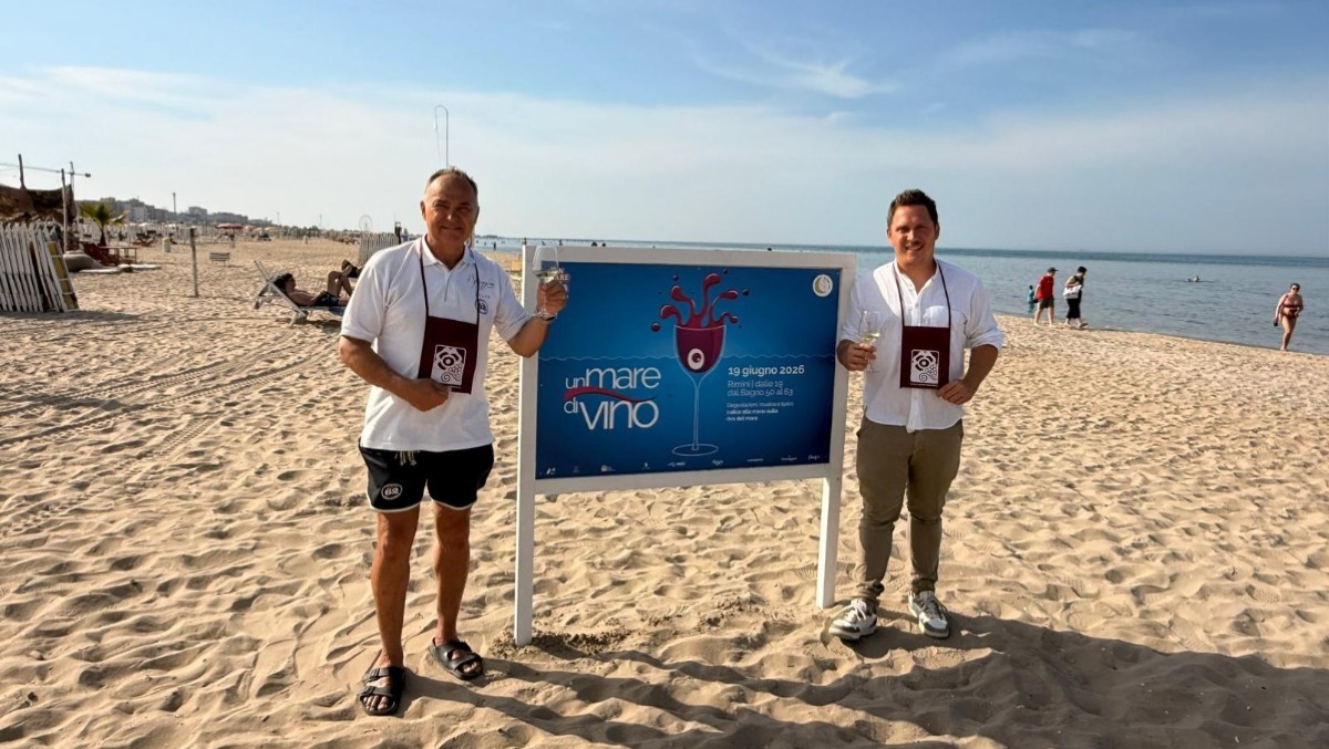 Dal mare alle colline: a Rimini la mostra fotografica che celebra dieci anni di “Un Mare di Vino” - 